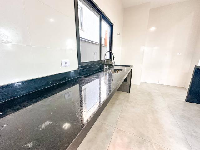 Casa para Venda em Caraguatatuba - 5