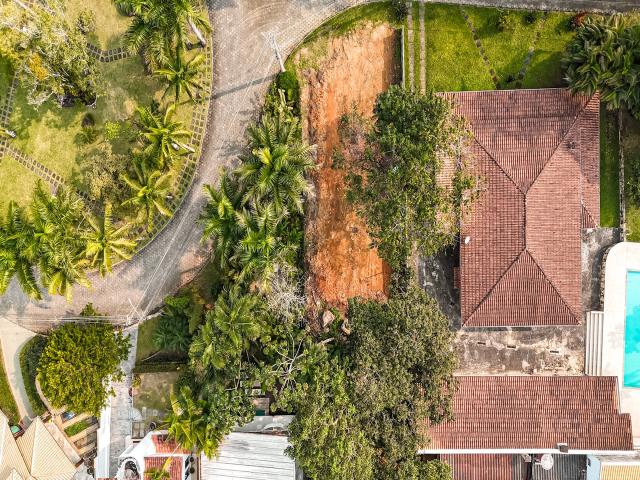 #17 - Terreno em condomínio para Venda em Caraguatatuba - SP - 2