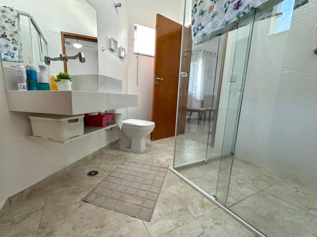 #20 - Casa para Venda em Caraguatatuba - SP