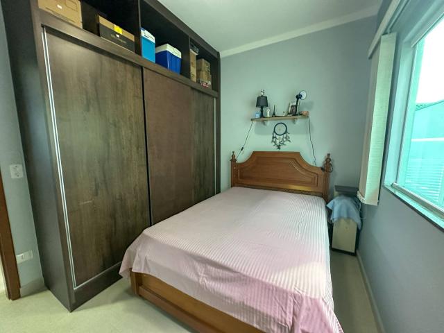 Casa para Venda em Caraguatatuba - 4