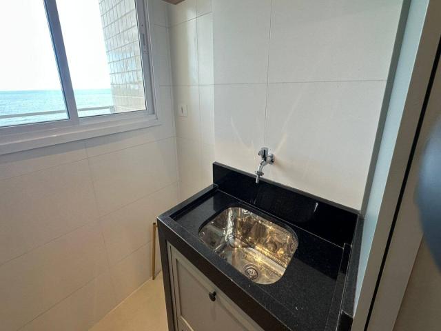 Apartamento para Venda em Caraguatatuba - 5