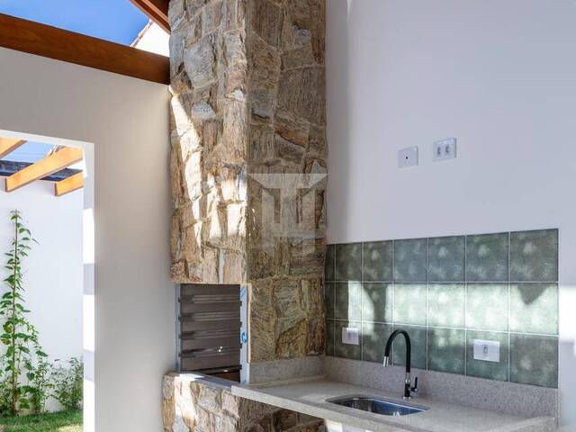 #55 - Casa para Venda em Caraguatatuba - SP