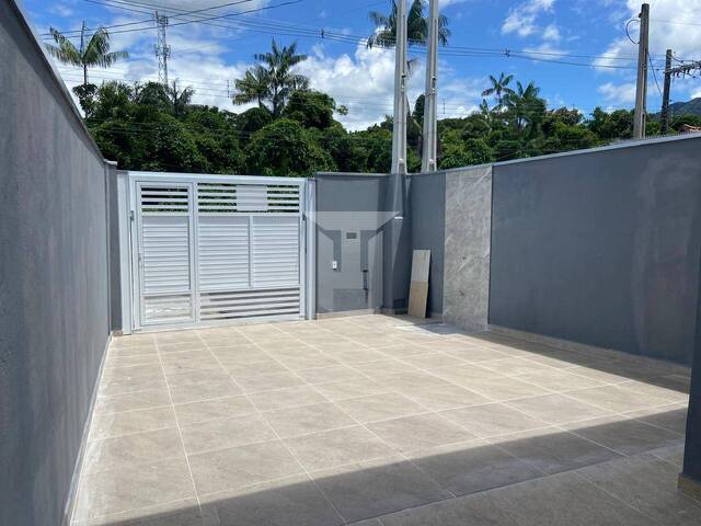 Casa para Venda em Caraguatatuba - 5